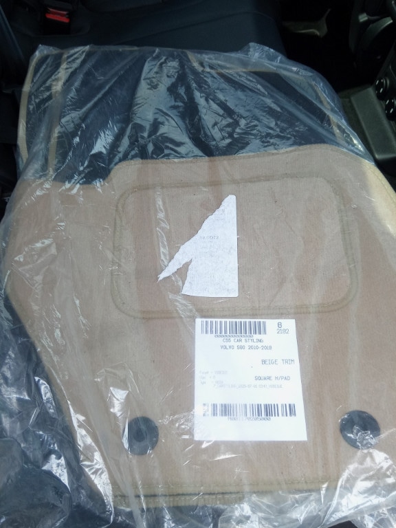 Used Jaguar F-Pace 2016 for sale - 76455625: Photo 9