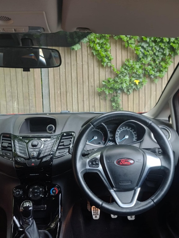 Used Ford Fiesta 2014 for sale - 75536495: Photo 8