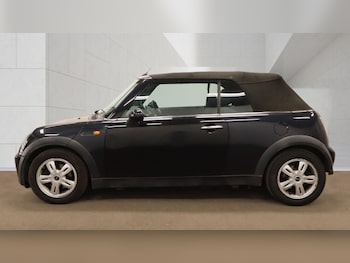 Used MINI Convertible 2005 for sale - 78521989: Photo