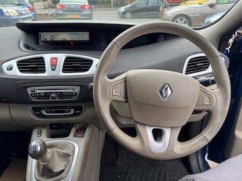 Used Renault Scenic 2009 for sale - 76446078: Photo