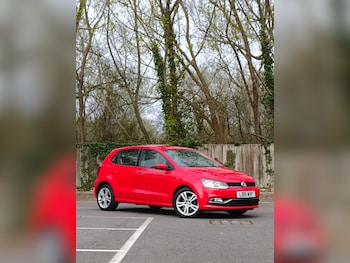 Used Volkswagen Polo 2015 for sale - 78306629: Photo