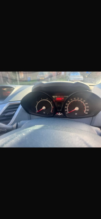 Used Ford Fiesta 2011 for sale - 76656472: Photo 5