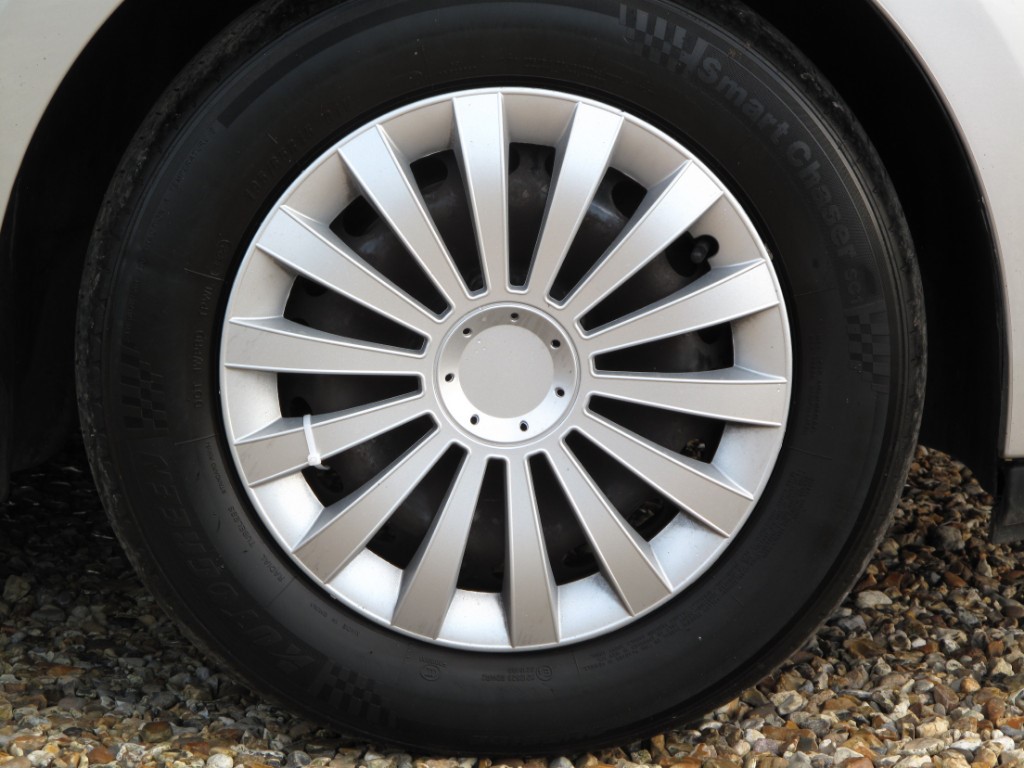 Used Renault Megane 2011 for sale - 77977333: Photo 4