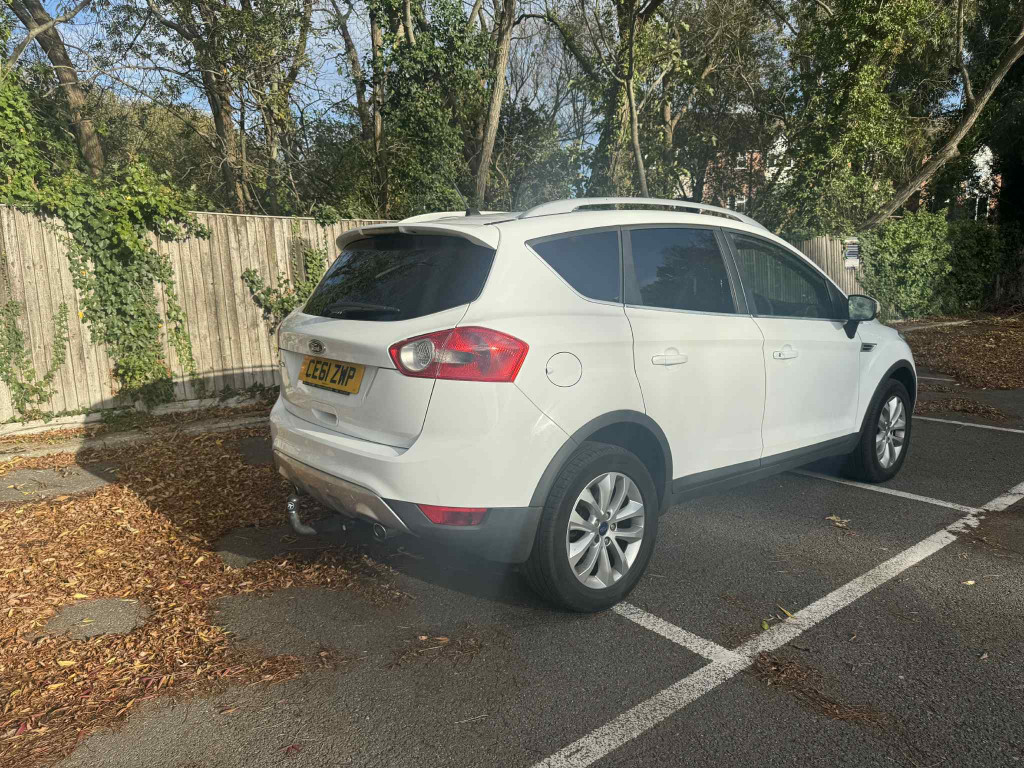 Used Ford Kuga 2011 for sale - 76446077: Photo 4