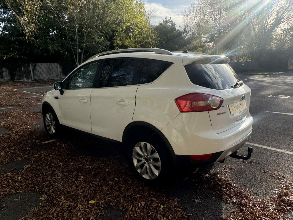 Used Ford Kuga 2011 for sale - 76446077: Photo 5