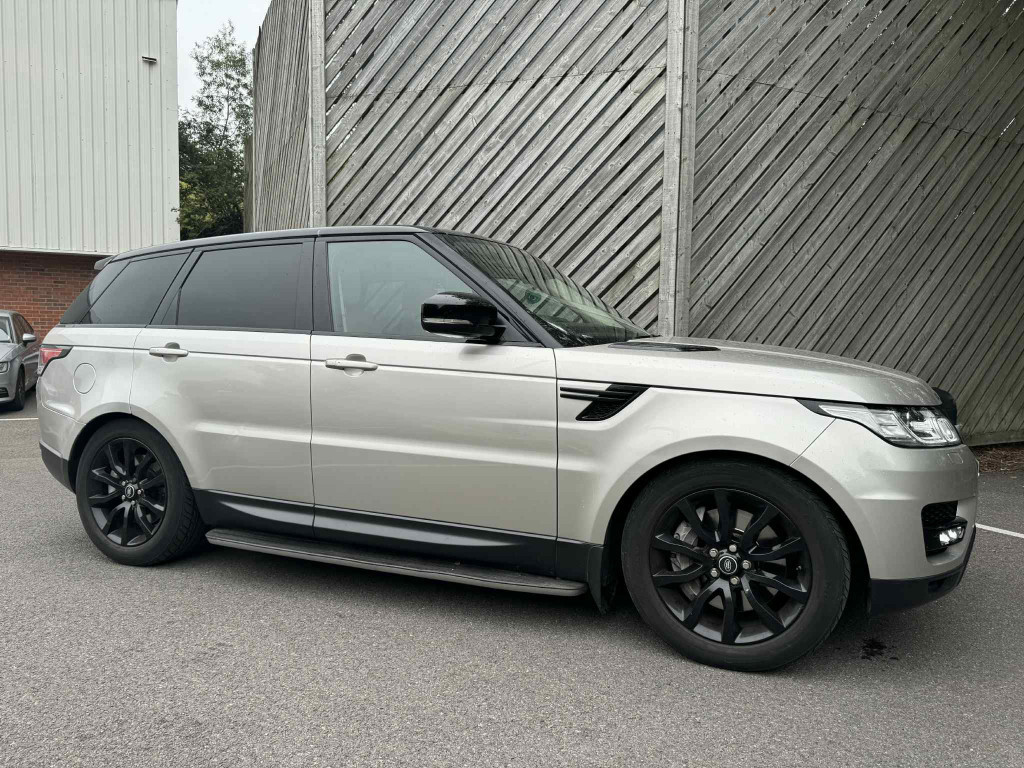 Used Land Rover Range Rover Sport 2016 for sale - 76455623: Photo 3