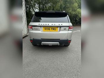 Used Land Rover Range Rover Sport 2016 for sale - 76455623: Photo