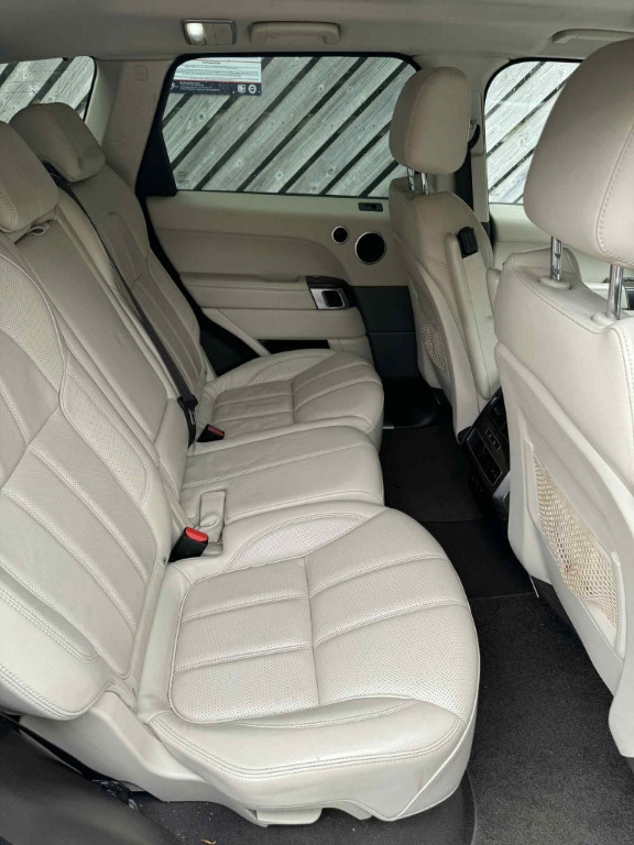 Used Land Rover Range Rover Sport 2016 for sale - 76455623: Photo 6