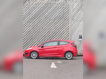 Used Ford Fiesta 2014 for sale - 77846579: Photo