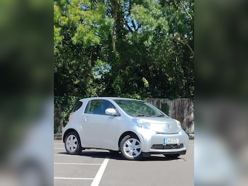 Used Toyota IQ 2010 for sale - 75536498: Photo