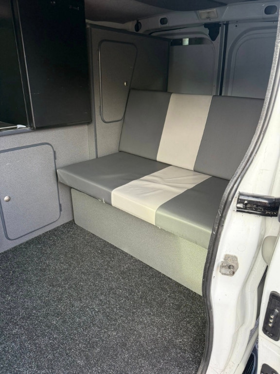 Used Vauxhall Vivaro 2013 for sale - 77977338: Photo 7