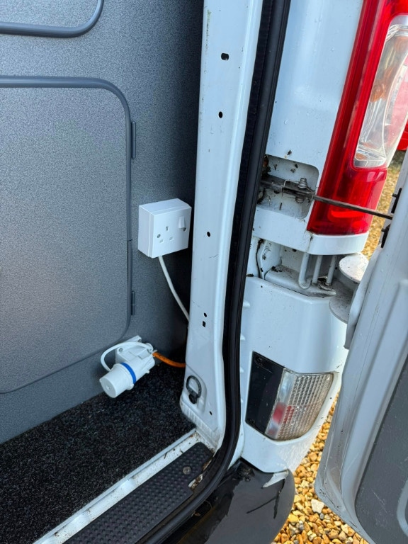 Used Vauxhall Vivaro 2013 for sale - 77977338: Photo 8