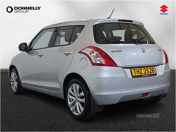 Used Suzuki Swift 2015 for sale - 76296439: Photo 2