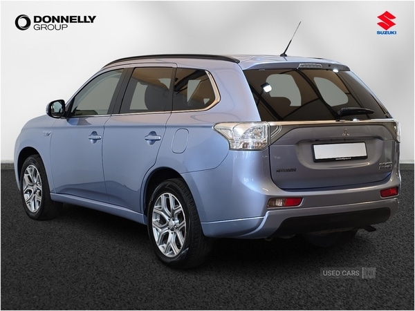 Used Mitsubishi Outlander 2015 for sale - 76840210: Photo 2