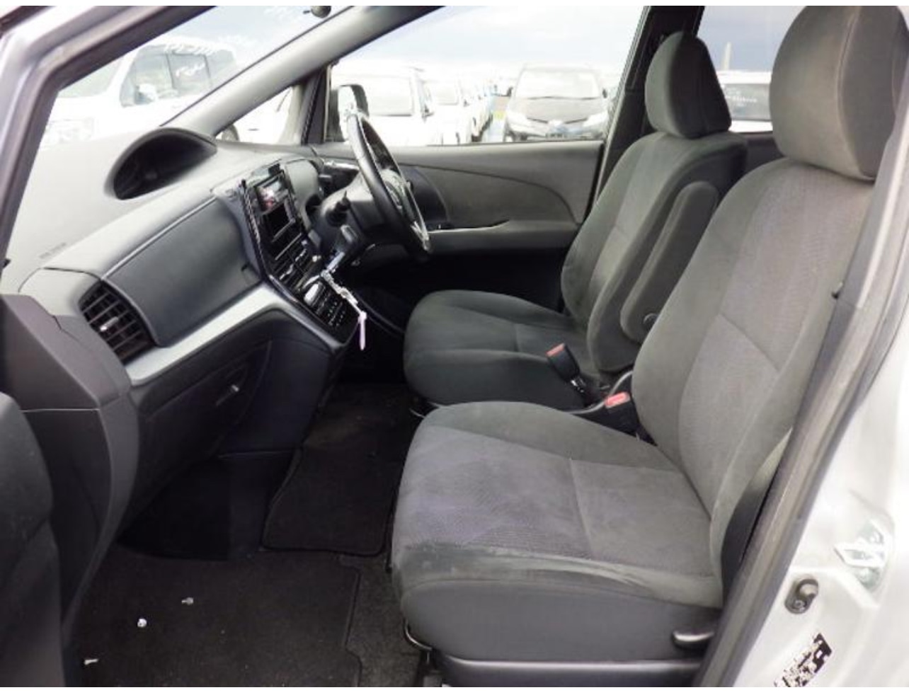 Used Toyota Estima 2025 for sale - 76446097: Photo 6