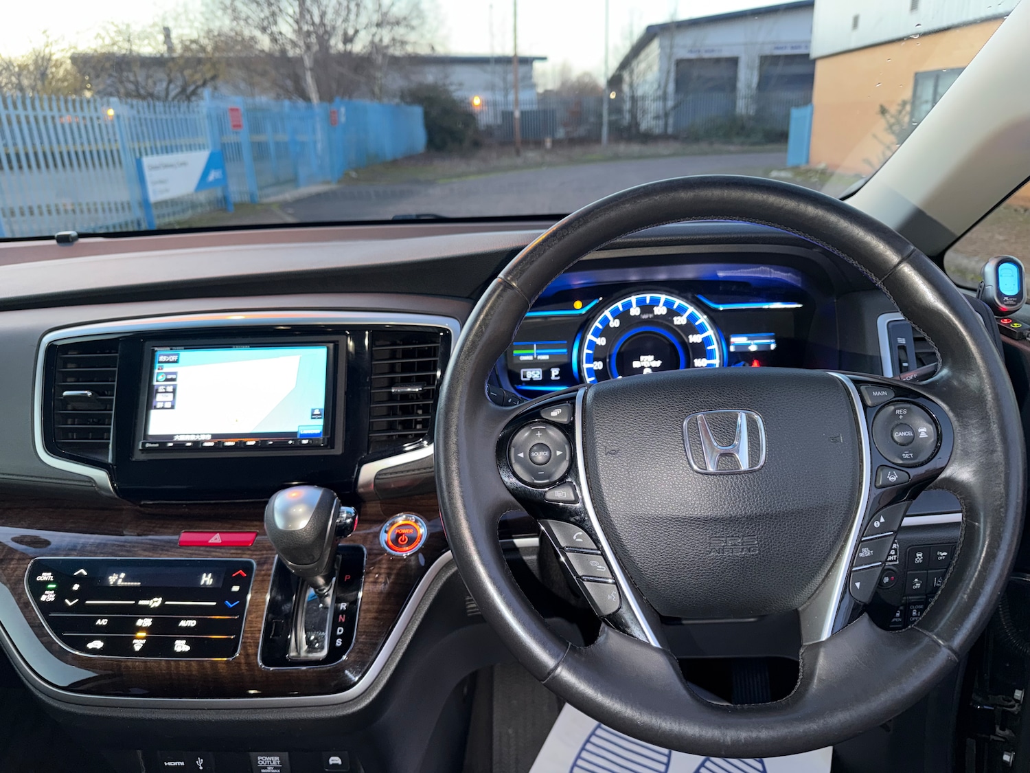 Used Honda Odyssey 2018 for sale - 77056526: Photo 8