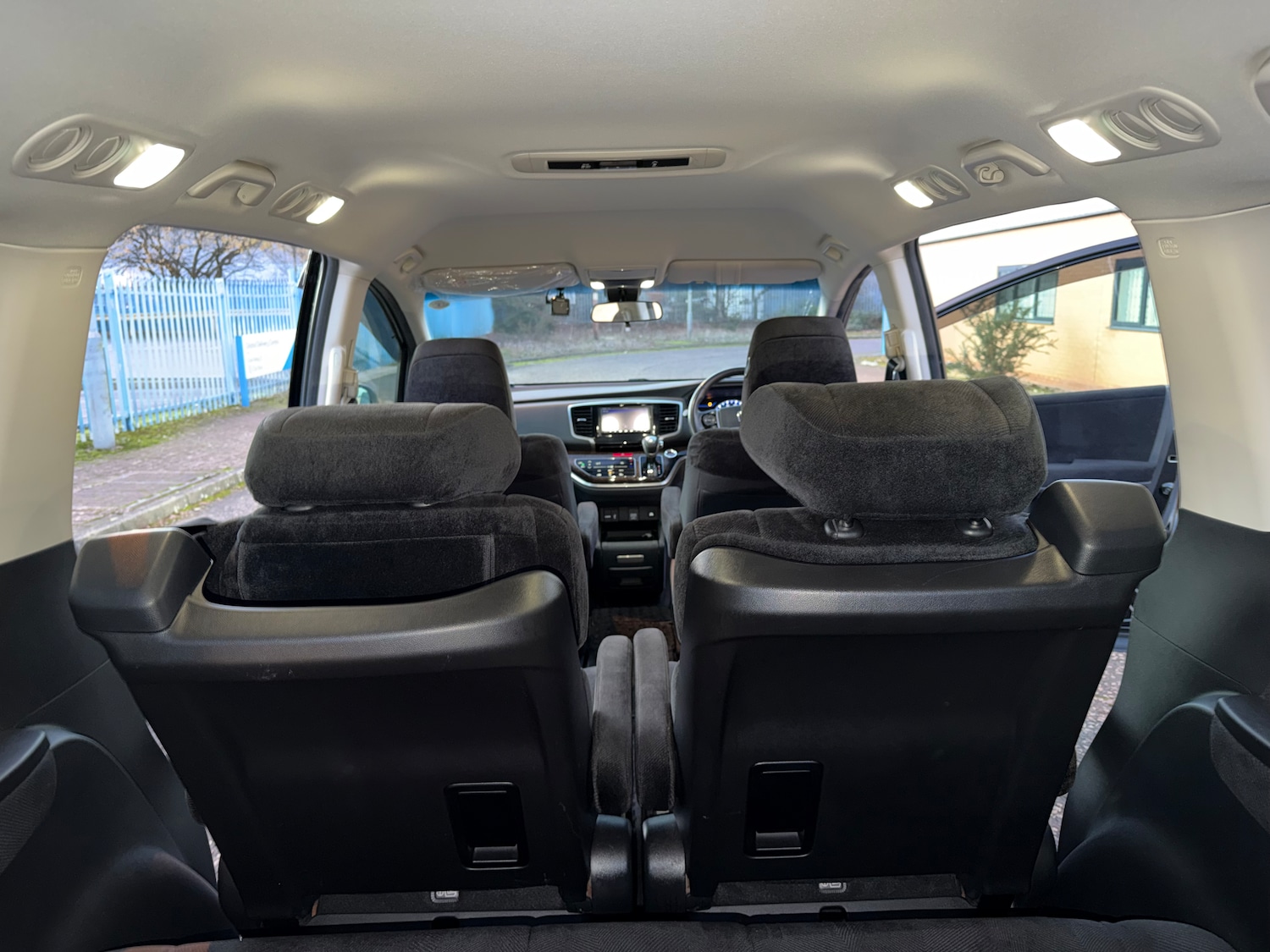 Used Honda Odyssey 2018 for sale - 77056526: Photo 9