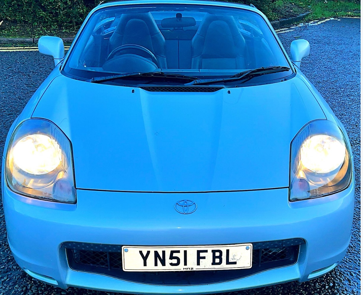 Used Toyota MR2 2001 for sale - 76370054: Photo 5
