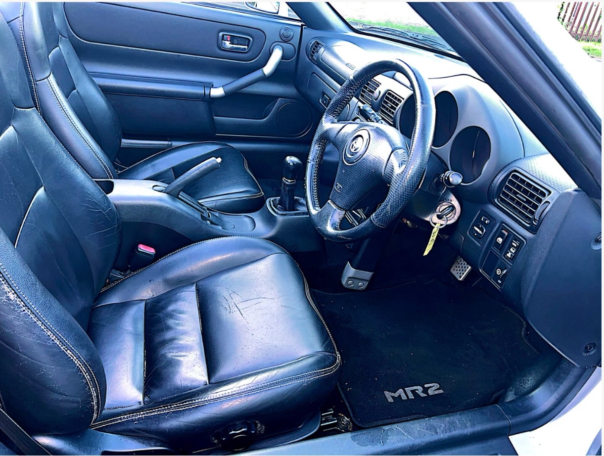 Used Toyota MR2 2001 for sale - 76370054: Photo 7