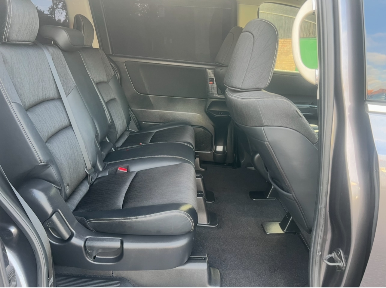 Used Toyota Estima 2024 for sale - 76179281: Photo 24