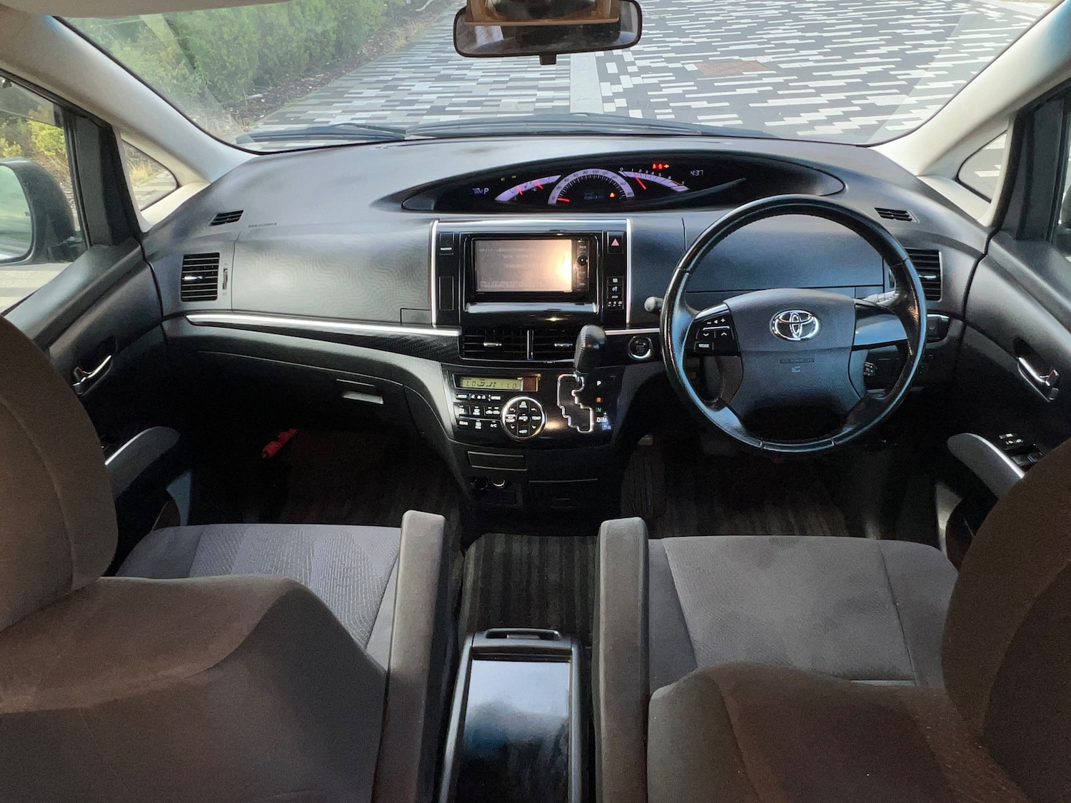 Used Toyota Estima 2024 for sale - 76098866: Photo 9
