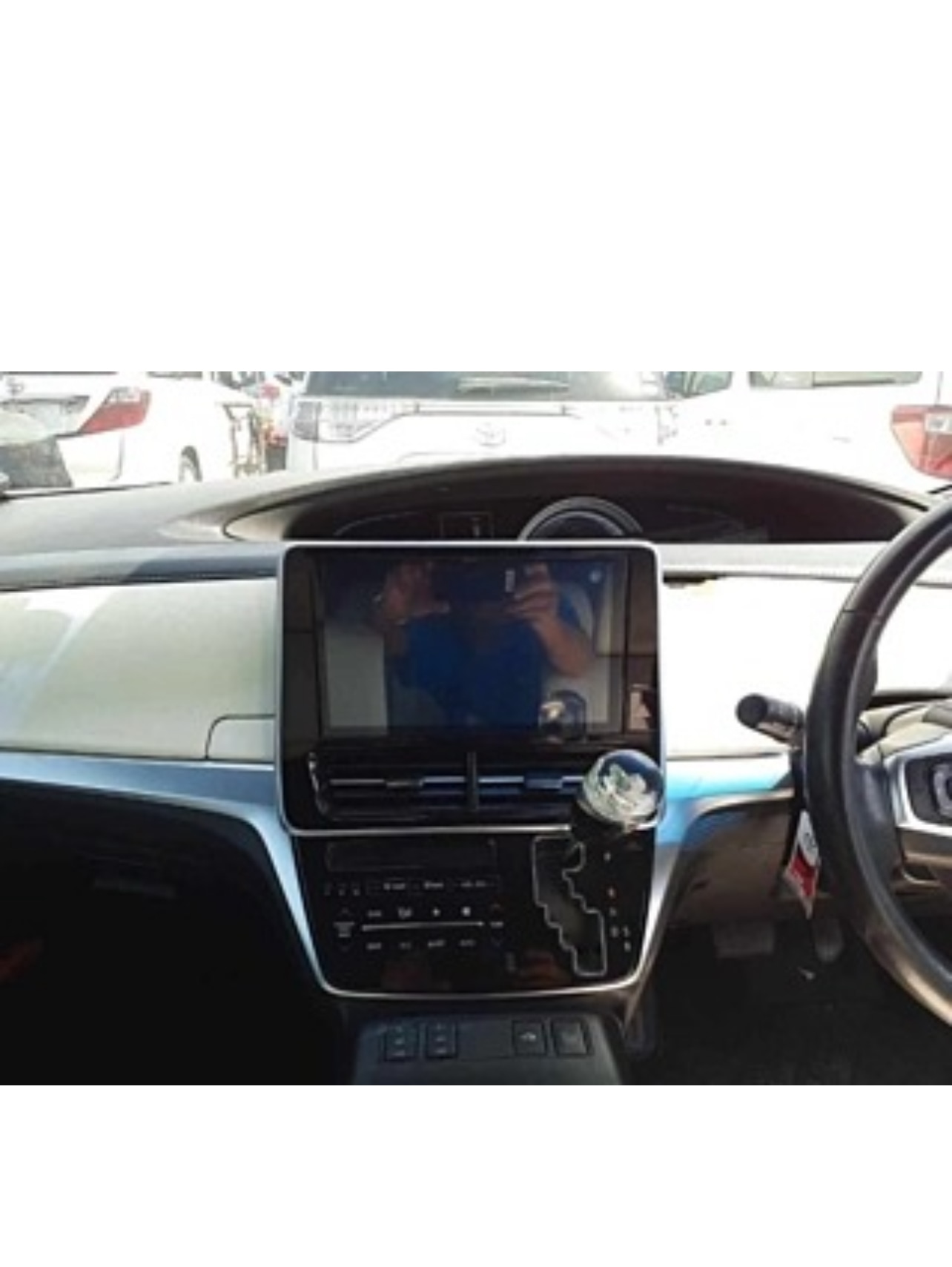 Used Toyota Estima 2017 for sale - 76483303: Photo 10