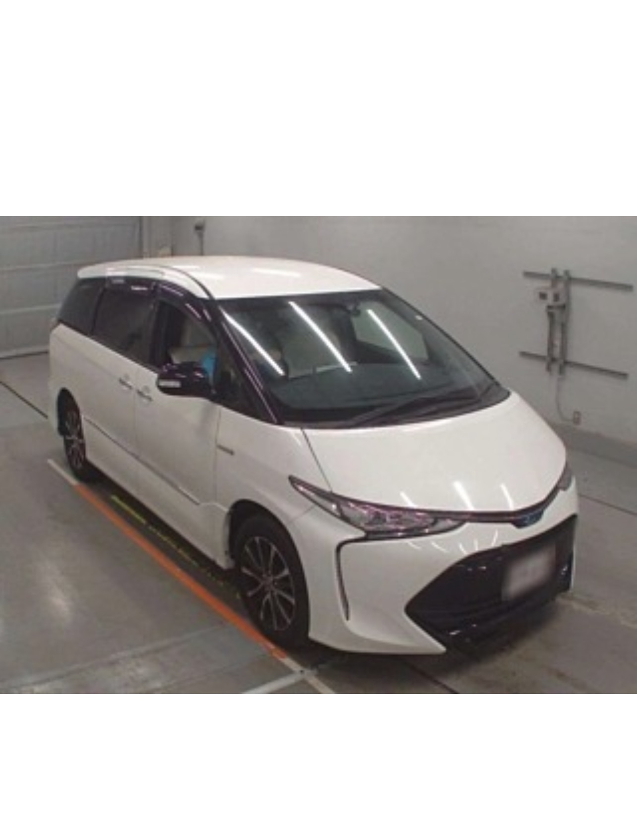 Used Toyota Estima 2017 for sale - 76483303: Photo 3