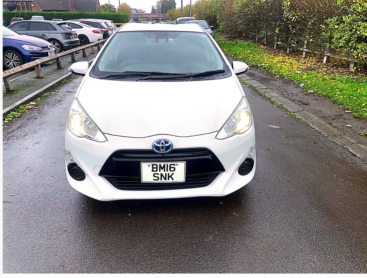 Used Toyota Aqua 2025 for sale - 76446108: Photo 10