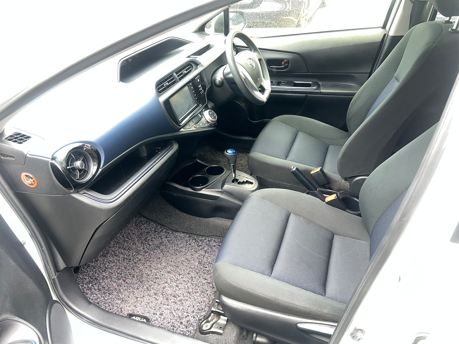 Used Toyota Aqua 2025 for sale - 76446108: Photo 13