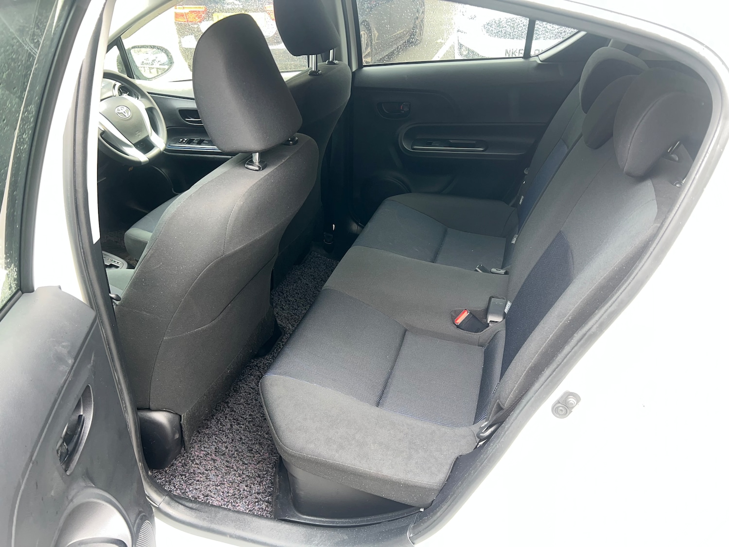 Used Toyota Aqua 2025 for sale - 76446108: Photo 14