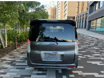 Used Honda Stepwagon 2024 for sale - 76098996: Photo 4