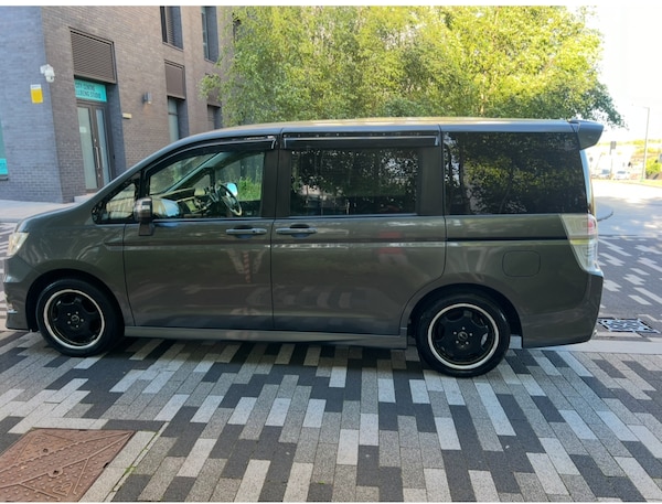 Used Honda Stepwagon 2024 for sale - 76098996: Photo 8