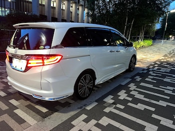 Used Honda Odyssey  for sale - 75236142: Photo
