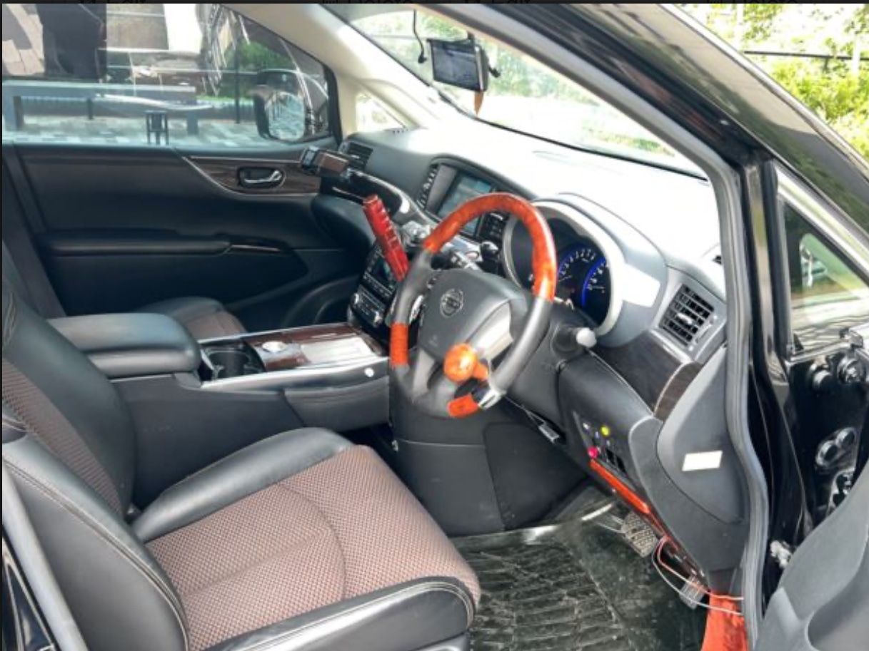 Used Nissan Elgrand 2024 for sale - 76446121: Photo 10