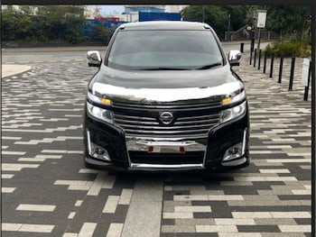 Used Nissan Elgrand 2010 for sale - 76446121: Photo
