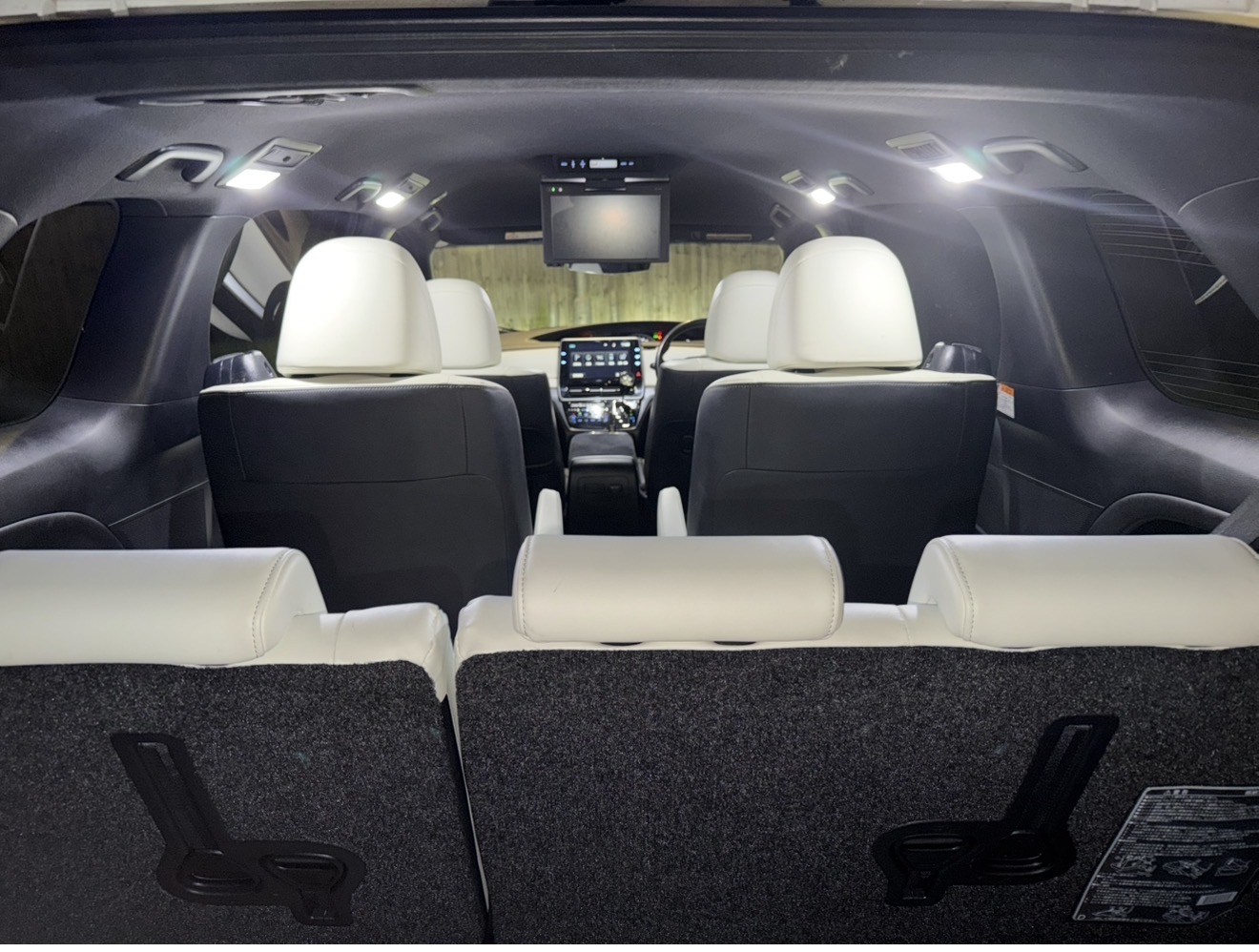 Used Toyota Estima 2017 for sale - 77056548: Photo 7