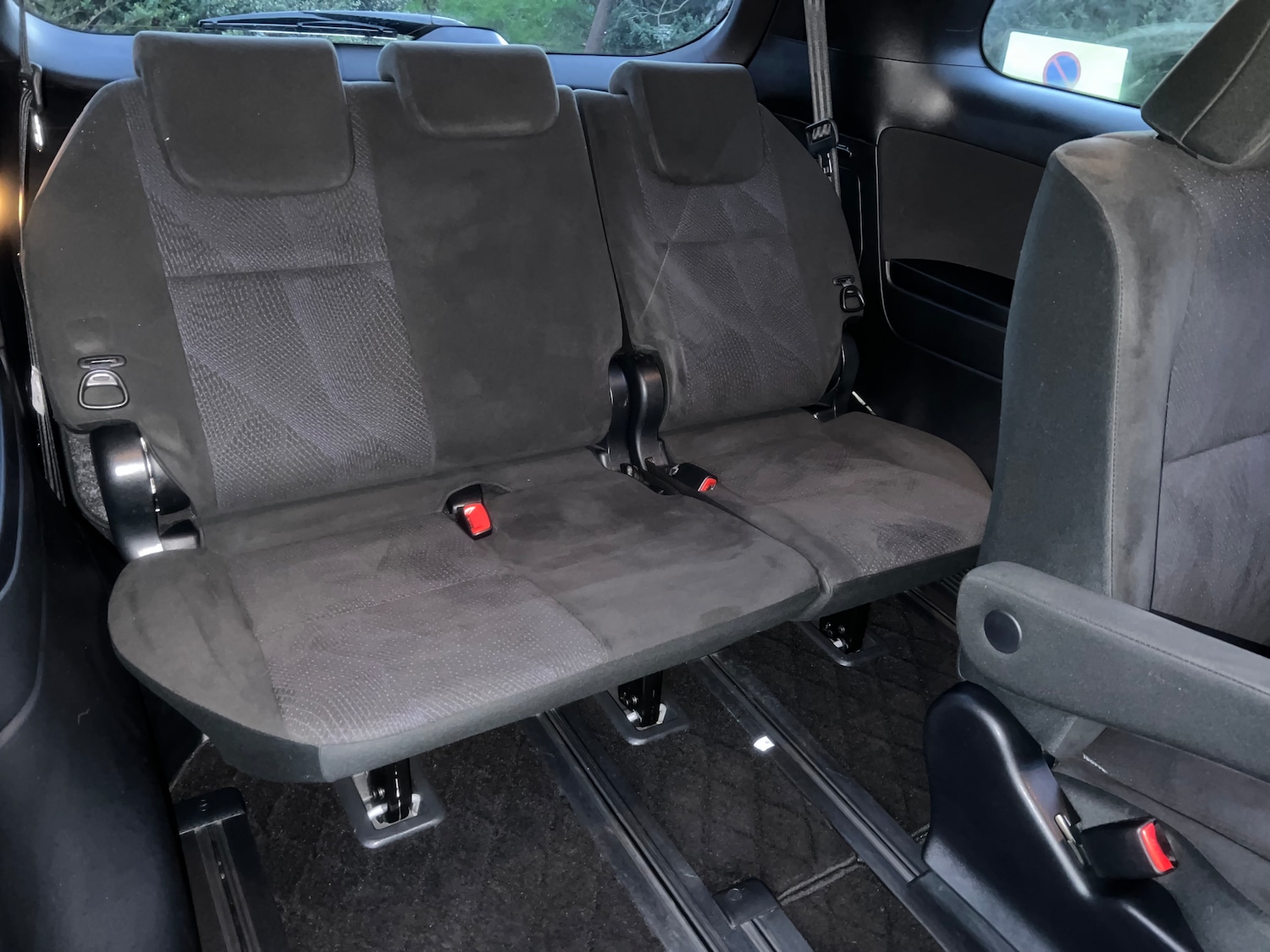 Used Toyota Estima 2016 for sale - 76151075: Photo 13