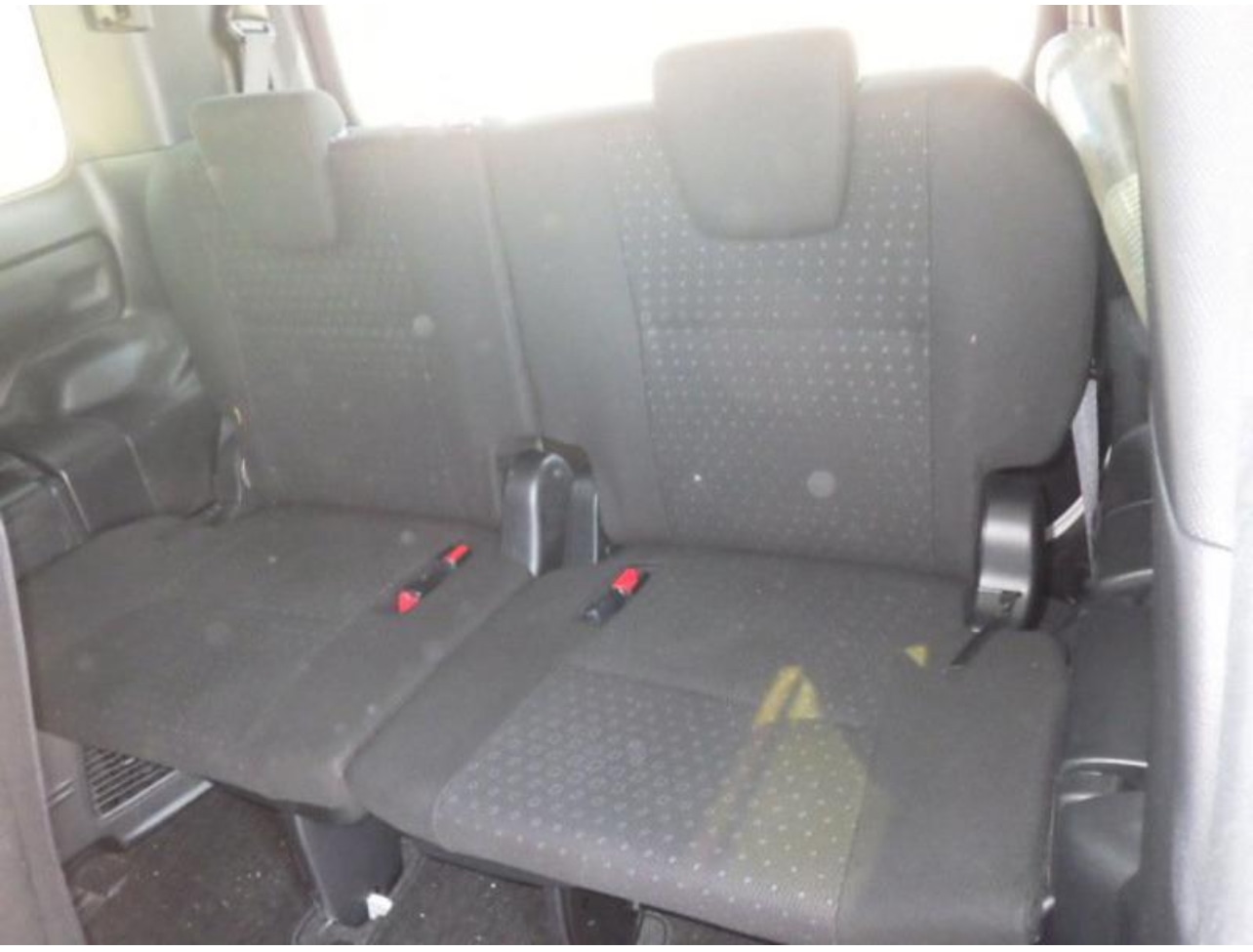 Used Toyota Noah 2018 for sale - 76551167: Photo 11