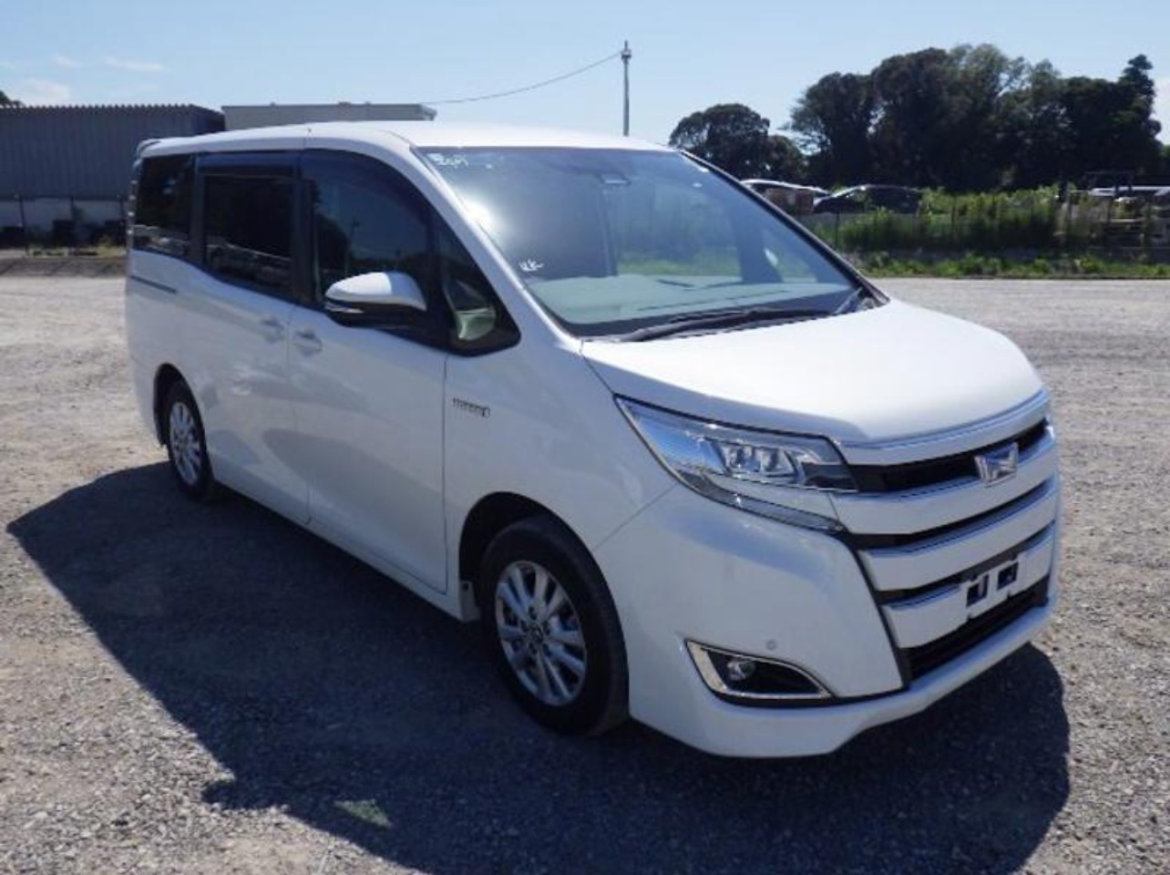 Used Toyota Noah 2018 for sale - 76551167: Photo 5
