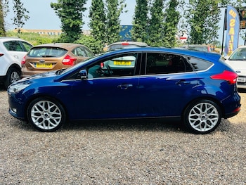 Used Ford Focus 2017 for sale - 78793752: Photo