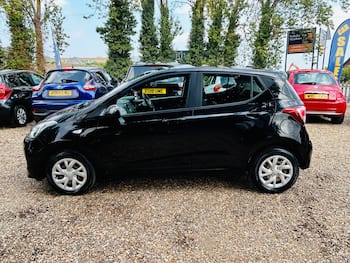 Used Hyundai i10 2017 for sale - 79641416: Photo