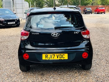 Used Hyundai i10 2017 for sale - 79641416: Photo