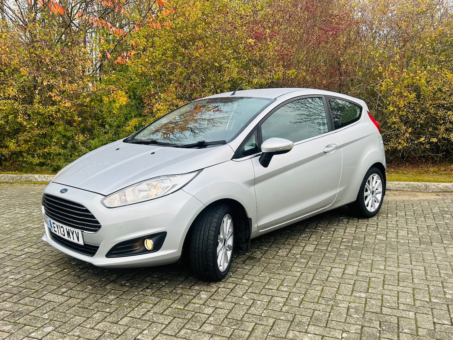 Used Ford Fiesta 2013 for sale - 76694677: Photo 2