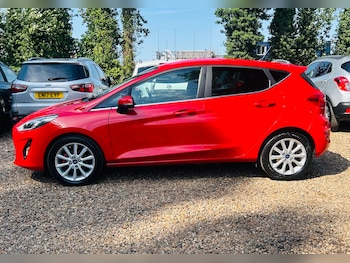 Used Ford Fiesta 2018 for sale - 78956966: Photo