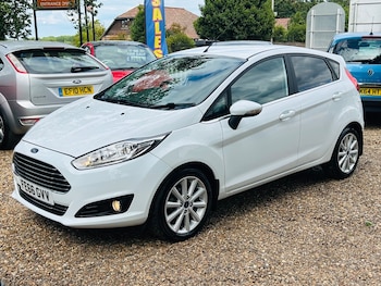 Used Ford Fiesta 2016 for sale - 79081500: Photo
