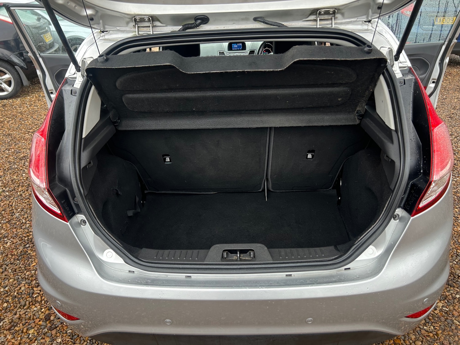 Used Ford Fiesta 2014 for sale - 77707074: Photo 12