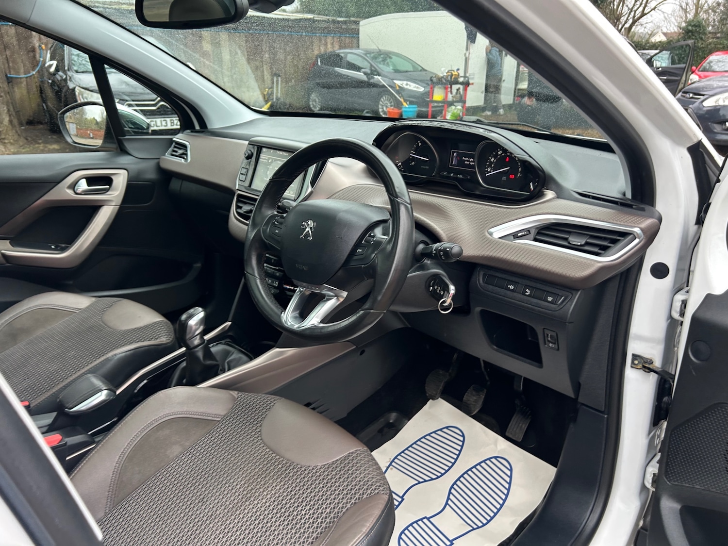 Used Peugeot 2008 2013 for sale - 77707479: Photo 16