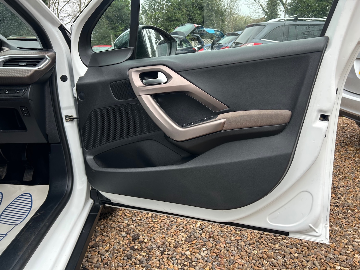 Used Peugeot 2008 2013 for sale - 77707479: Photo 18