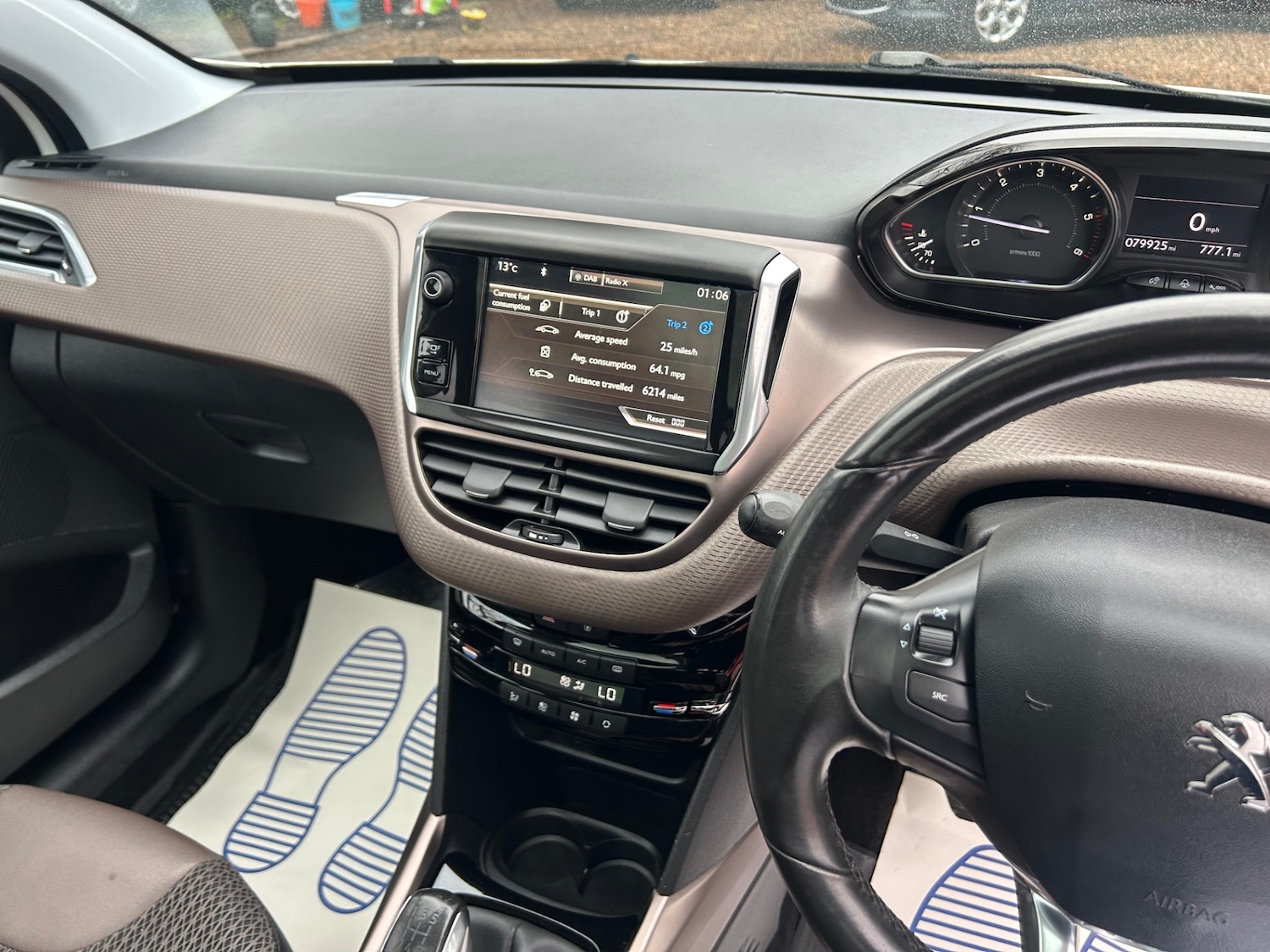 Used Peugeot 2008 2013 for sale - 77707479: Photo 19