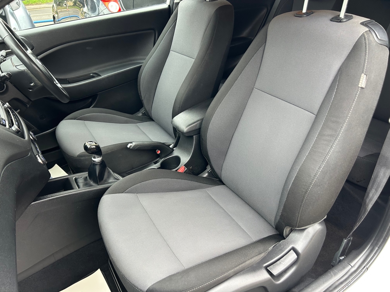 Used Hyundai i20 2017 for sale - 77328919: Photo 13